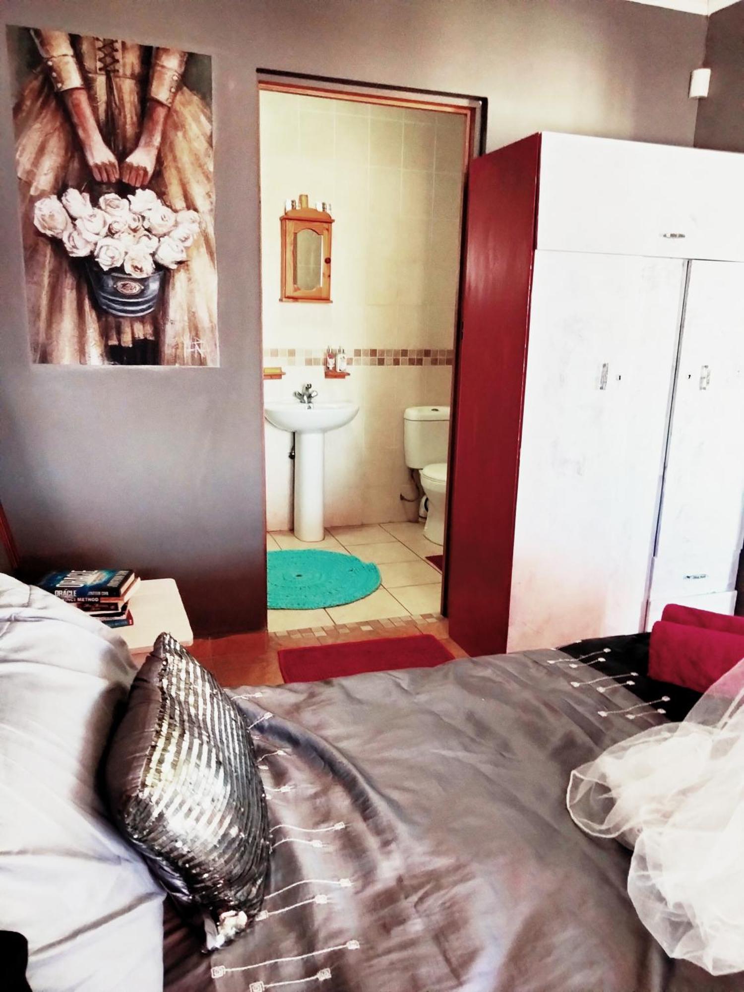 Addo'S Secret Backdoor Apartment พอร์ตเอลิซาเบธ ภายนอก รูปภาพ